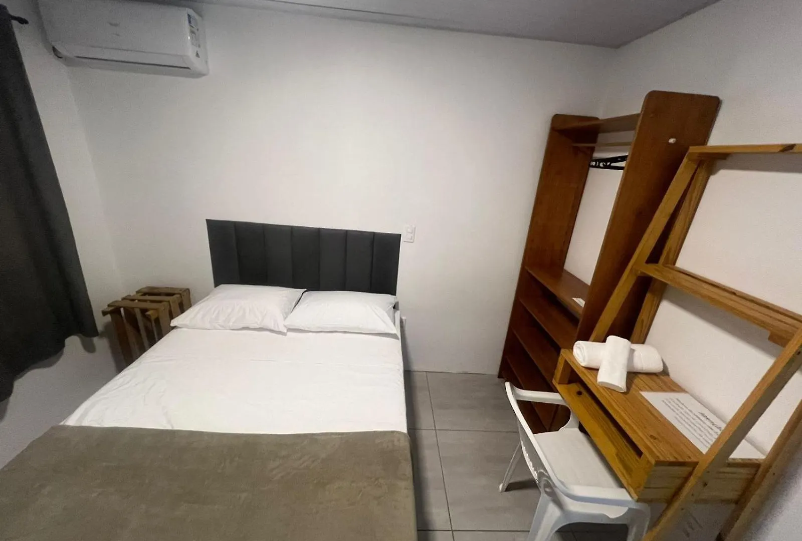 Suite Com Bwc Privativo Com Ar Ao Lado Da Vila Germanica Oktoberfest Blumenau 0*,  Brazylia